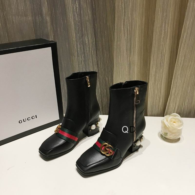 Gucci Women's Shoes 690